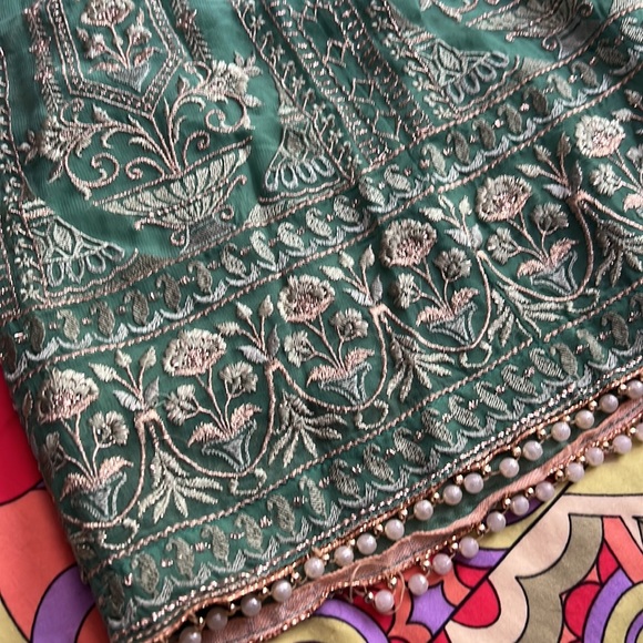Beautiful sharara salwar Kameez - Picture 8 of 15